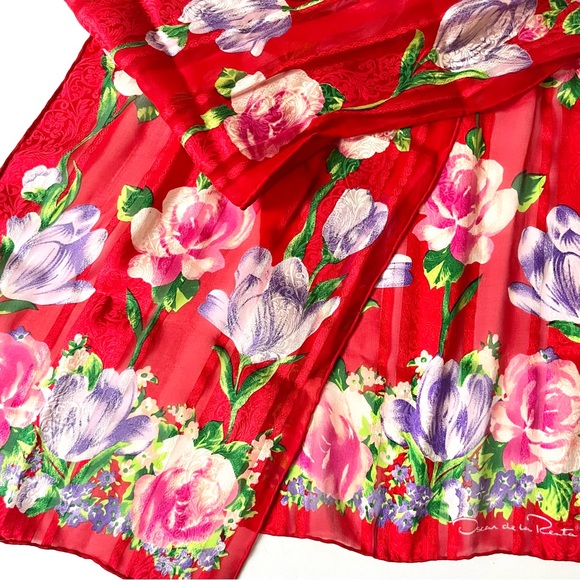 vintage Oscar de la Renta red floral print silk scarf - Picture 9 of 11